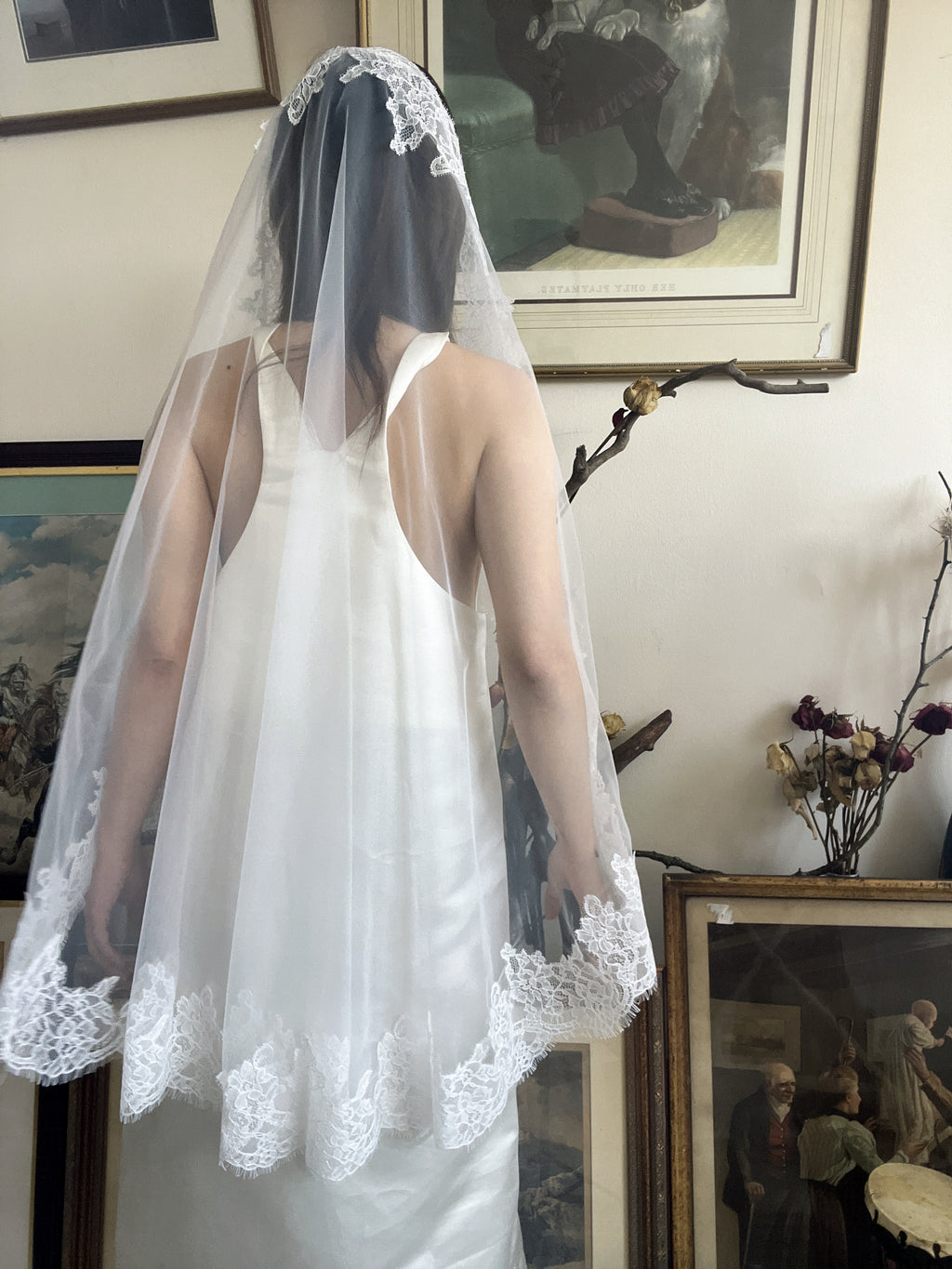 Lace Mantilla Bridal Veil