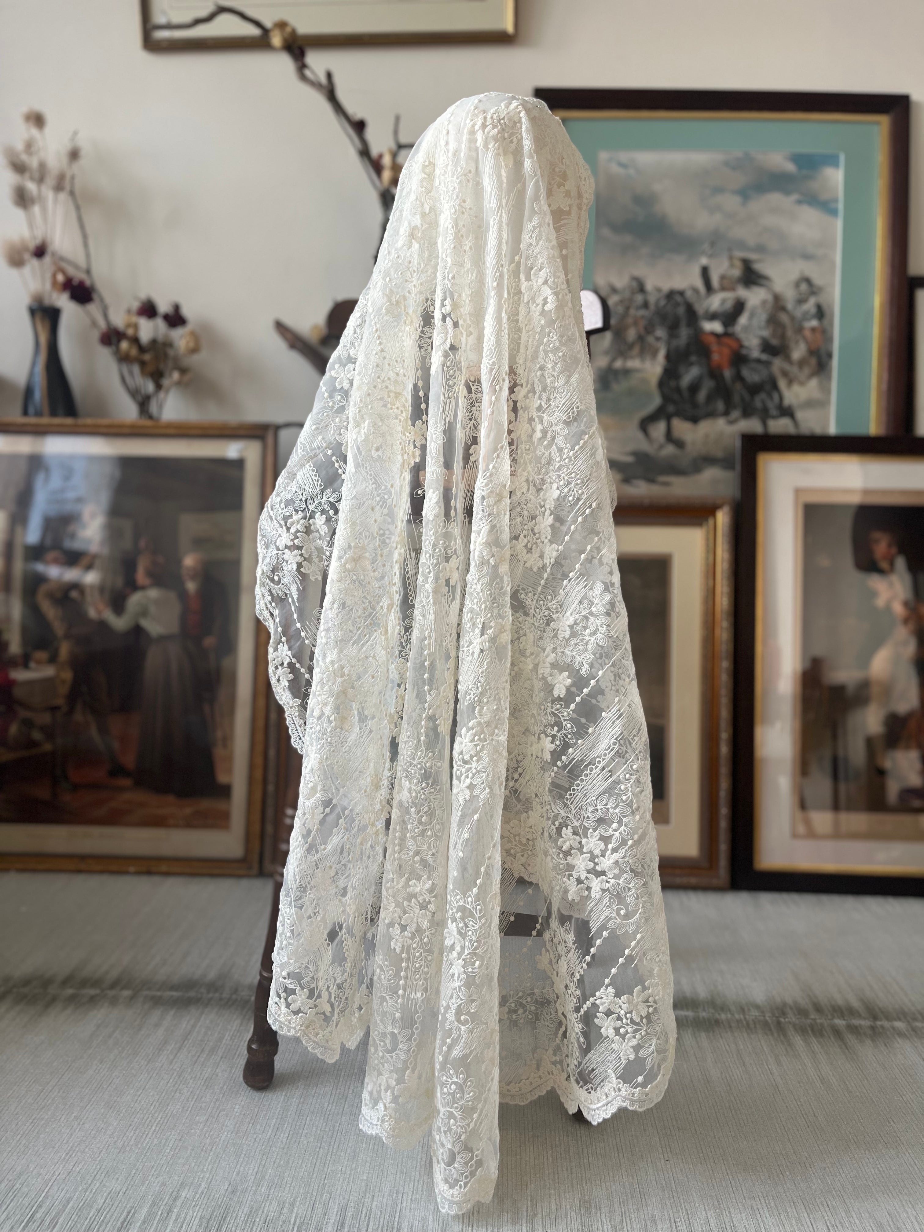 Vintage Mantilla Bridal Veil