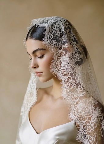 Lace Mantilla Bridal Veil