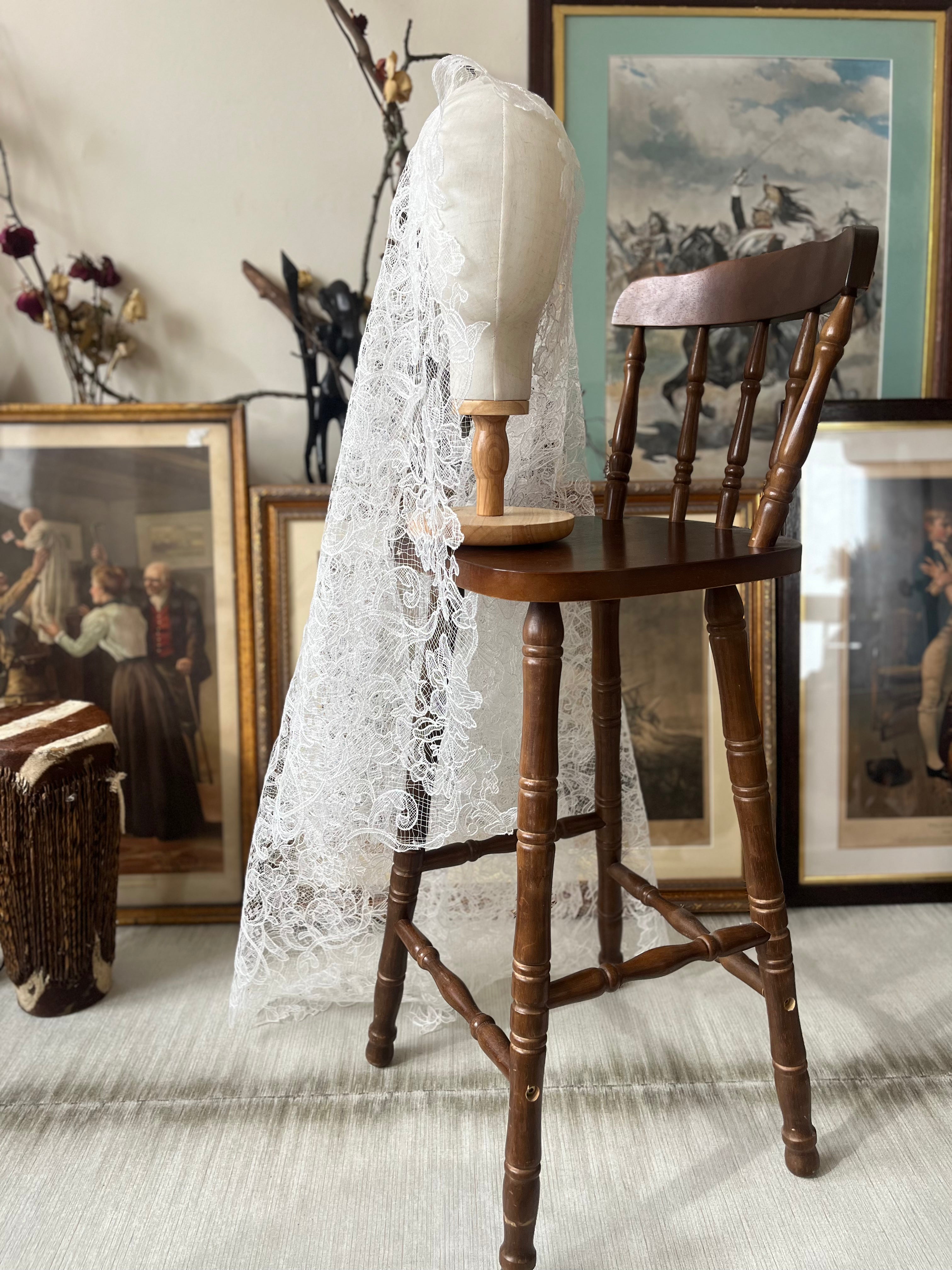 La Vigne — Guipure Lace Bridal Veil