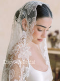 La Vigne — Guipure Lace Bridal Veil