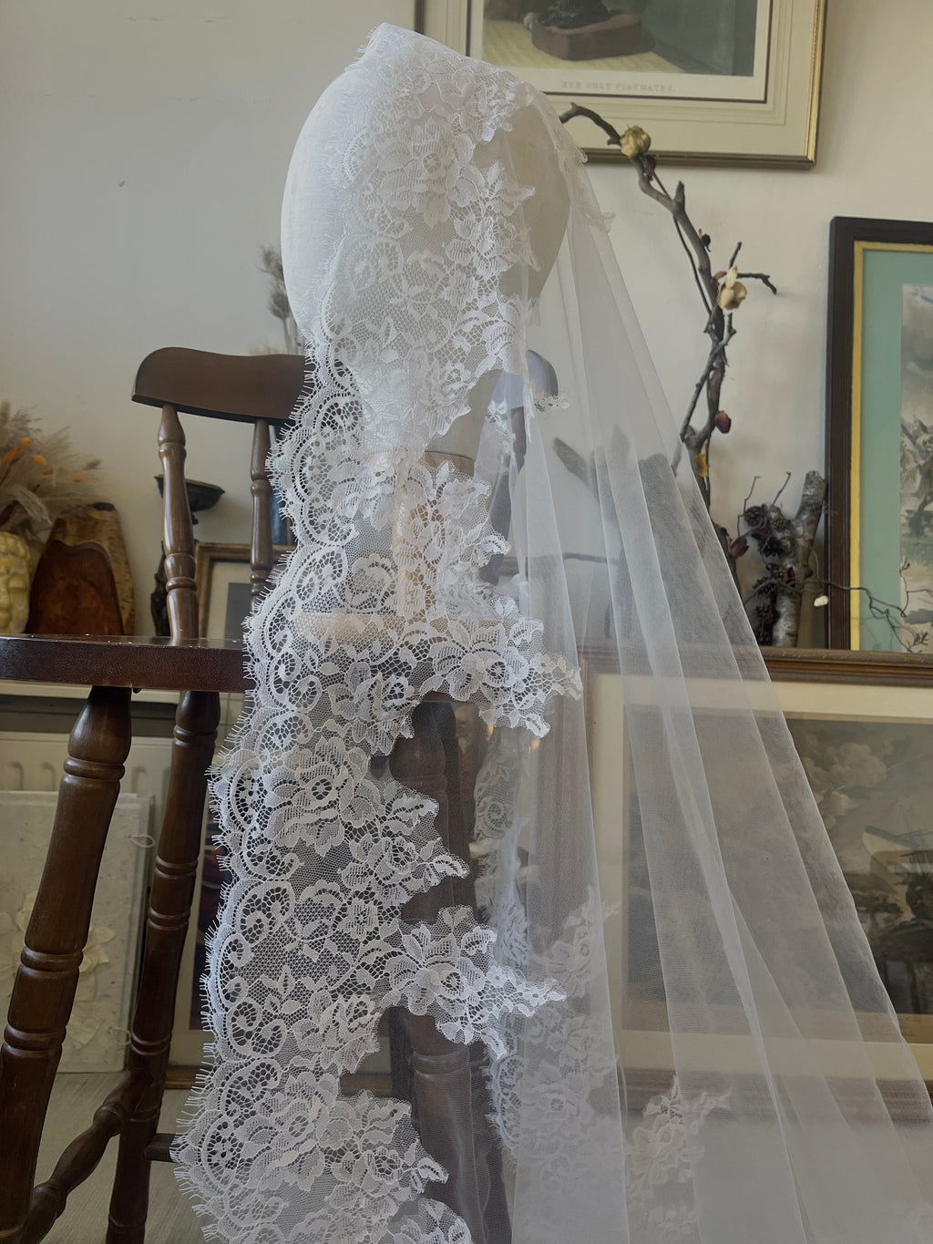 Lace Mantilla Bridal Veil