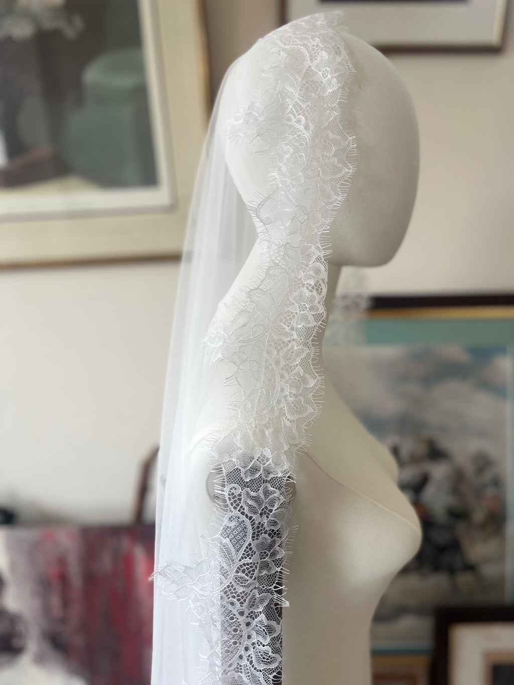 Chantilly Lace wedding Veil fingertip cathedral length