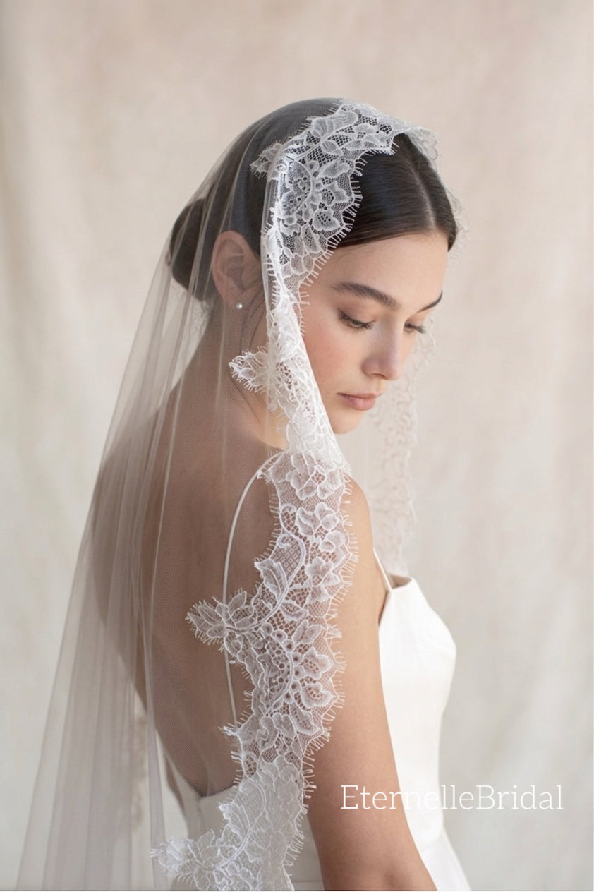 Chantilly Lace wedding Veil fingertip cathedral length